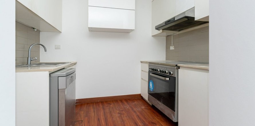 Apartment de 3 dormitorios en Zahra Apartments, UAE No. 162585