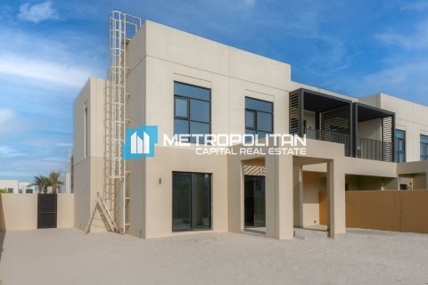 3 bedrooms Townhouse  No. 109310 2