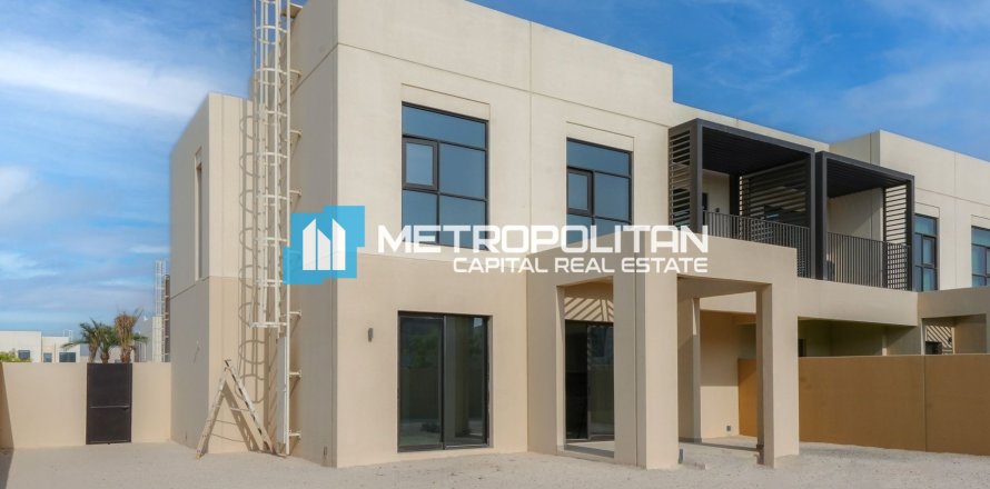 3 bedrooms Townhouse  No. 109310