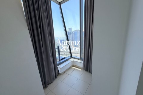 2 bedrooms Apartment in Silverene Tower B, UAE No. 198867 7