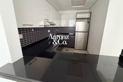 2 bedrooms Apartment in Silverene Tower B, UAE No. 198867 8