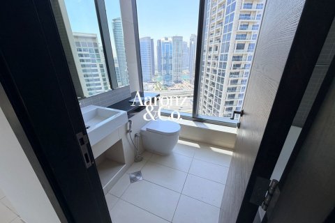 2 bedrooms Apartment in Silverene Tower B, UAE No. 198867 6