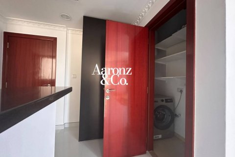 1 bedroom Apartment in Jumeirah Beach Residence, UAE No. 198866 14