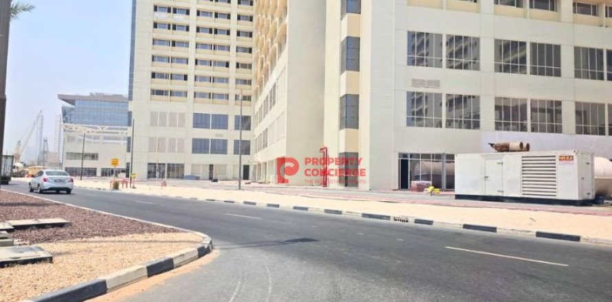 82m² Shop in Maritime City, UAE No. 39600