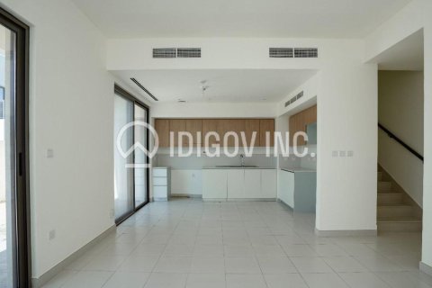 3 bedrooms Villa in EMAAR South, UAE No. 136358 23