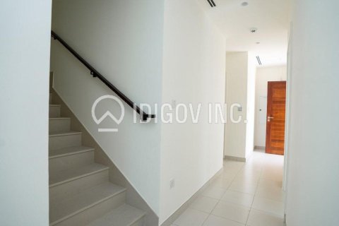 3 bedrooms Villa in EMAAR South, UAE No. 136358 18