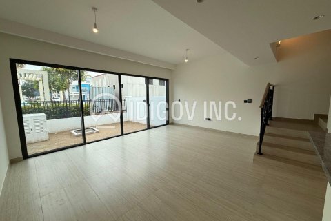 Таунхаус с 5 спальнями в Damac Lagoons, ОАЭ №136356 13