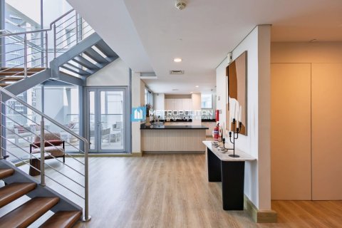 Квартира с 3 спальнями №127520 13