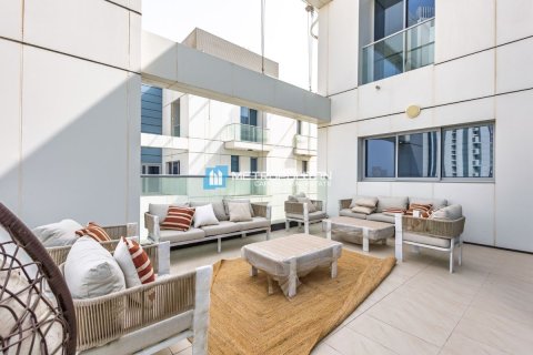 Квартира с 3 спальнями №127519 15