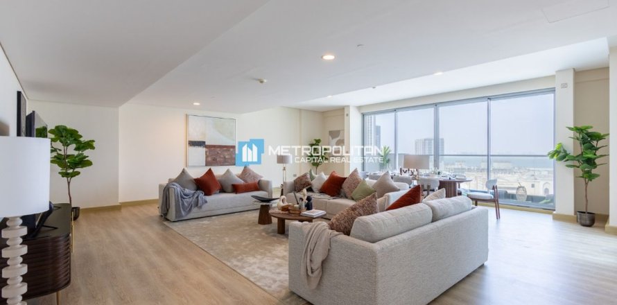 Квартира с 3 спальнями №127519