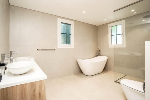 Квартира с 2 спальнями  №124919 25