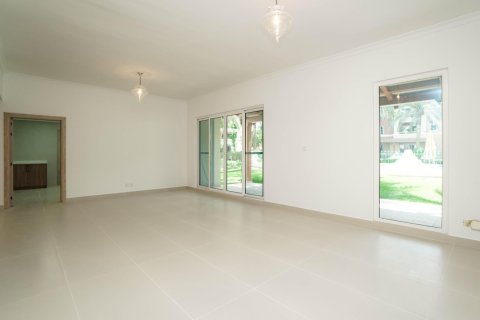 Квартира с 2 спальнями  №124919 6