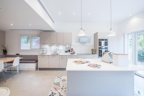 Villa de 5 chambres à Meadows, UAE No. 87882 9