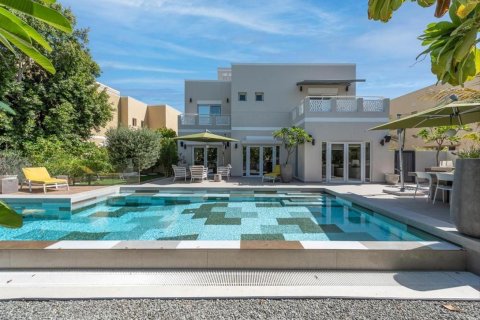 Villa de 5 chambres à Meadows, UAE No. 87882 2