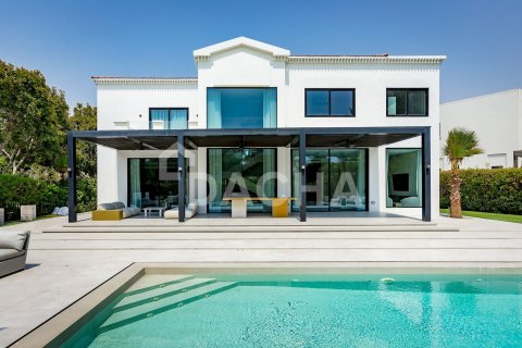 Villa de 5 dormitorios en Jumeirah Islands, UAE No. 200304 7