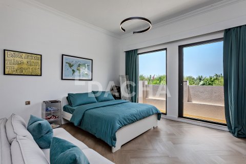 Villa de 4 dormitorios en Jumeirah Islands, UAE No. 200306 25
