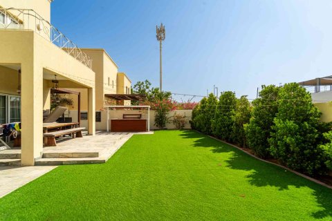 Villa de 3 chambres à Dubai, UAE No. 183541 21