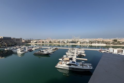 3 bedrooms Apartment in Palm Jumeirah, UAE No. 183543 3