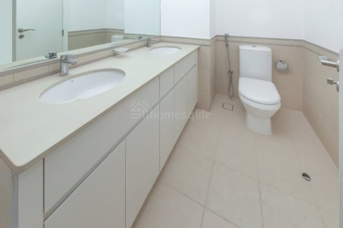 Квартира с 2 спальнями в Zahra Breeze Apartments, ОАЭ №150581 14