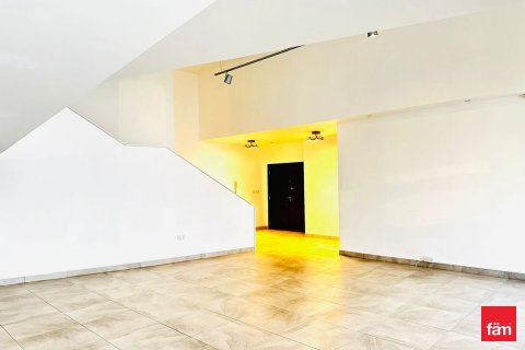 3 bedrooms Apartment  No. 112089 3