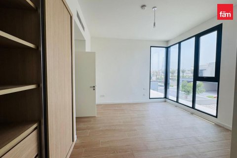 4 bedrooms Villa in Jebel Ali, UAE No. 205396 7