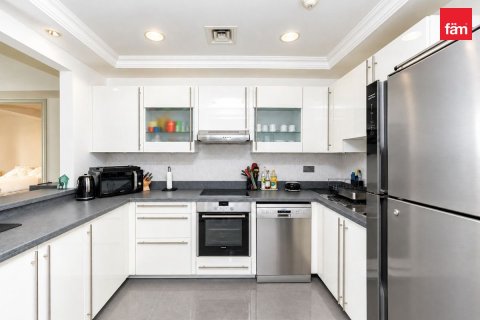 2 bedrooms Apartment in Palm Jumeirah, UAE No. 205398 7