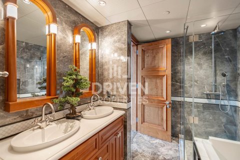 2 bedrooms Apartment in Downtown Dubai (Downtown Burj Dubai), UAE No. 138195 16