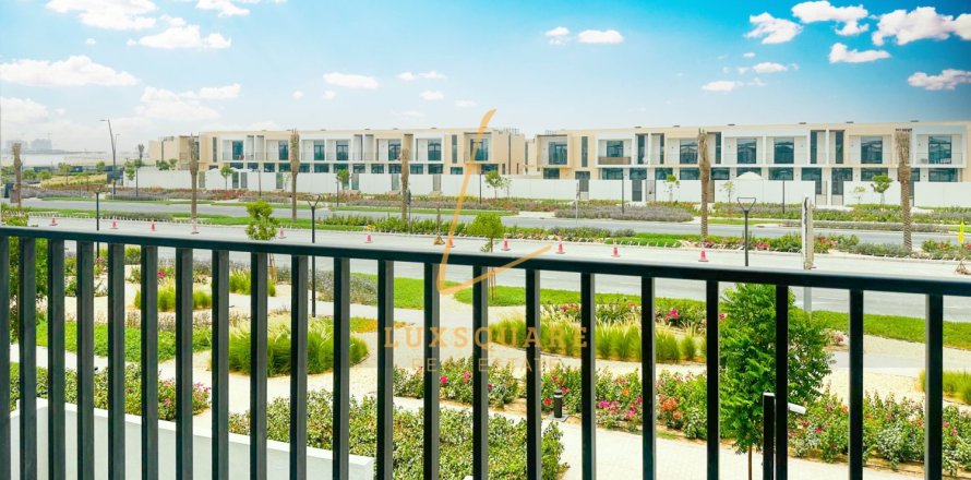 Вилла с 4 спальнями в Dubai South (Dubai World Central), ОАЭ №142069