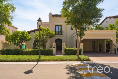 4 bedrooms Villa in Rasha, UAE No. 173484