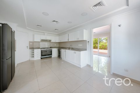 3 غرف نوم فيلا في Meadows, الإمارات العربية المتحدة رقم 173480 8