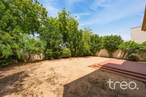 3 غرف نوم فيلا في Meadows, الإمارات العربية المتحدة رقم 173480 9