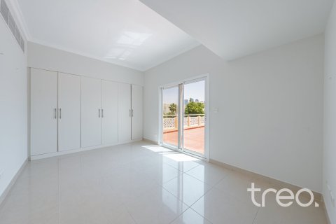 3 غرف نوم فيلا في Meadows, الإمارات العربية المتحدة رقم 173480 11