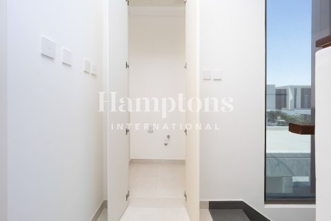 Таунхаус с 4 спальнями в Al Manara, ОАЭ №145904 13