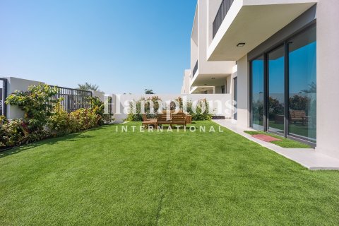 4 bedrooms Townhouse in Dubai, UAE No. 145903 20