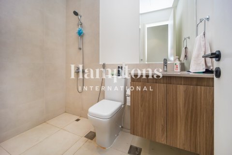 4 bedrooms Townhouse in Dubai, UAE No. 145903 3
