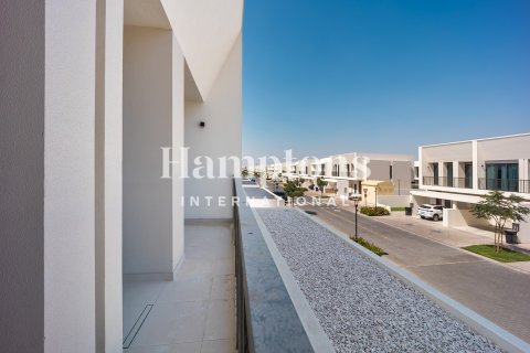 4 bedrooms Townhouse in Dubai, UAE No. 145903 15
