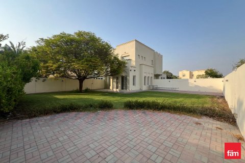 Villa de 3 chambres  No. 109646 2