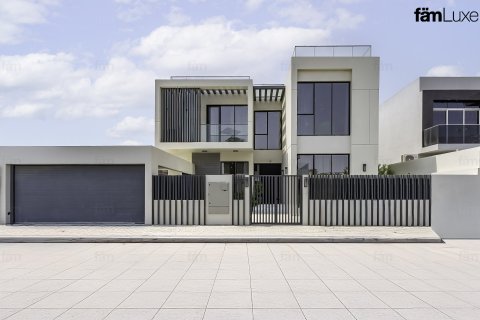 Villa de 5 dormitorios  No. 109650 3
