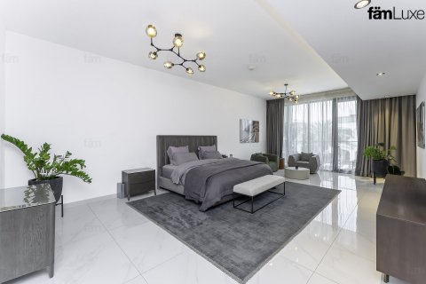 Villa de 5 dormitorios  No. 109650 22