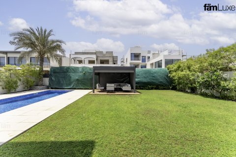 5 bedrooms Villa in Jumeirah Park, UAE No. 109650 30