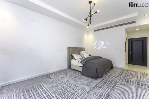 Villa de 5 dormitorios  No. 109650 19