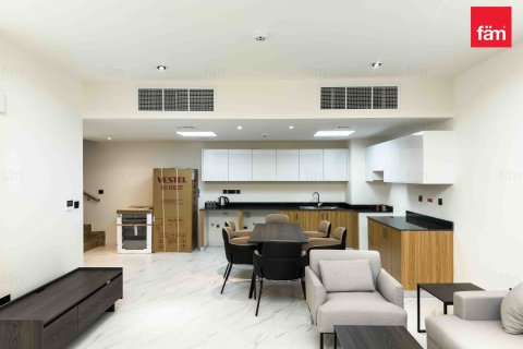 Таунхаус с 3 спальнями  №120458 2