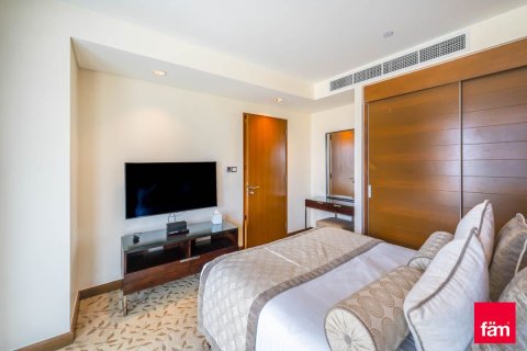 Квартира с 3 спальнями  №120459 10