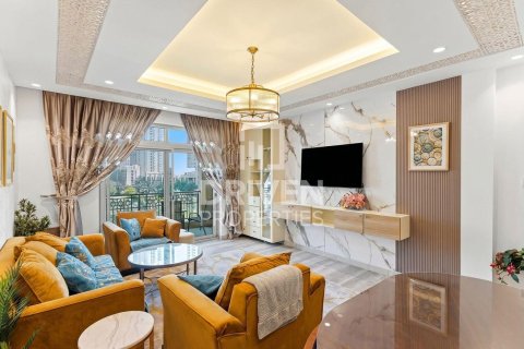 Apartment de 2 dormitorios en The Views, UAE No. 188599 6