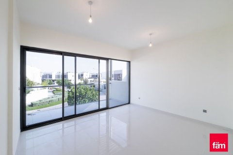 6 bedrooms Villa in Dubai, UAE No. 167805 3