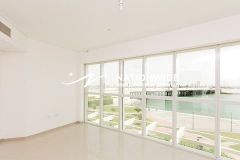 Apartment de 2 dormitorios en Abu Dhabi, UAE No. 135092 14