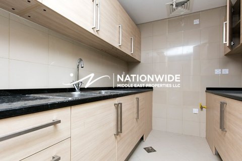 Apartment de 2 dormitorios en Abu Dhabi, UAE No. 135092 11