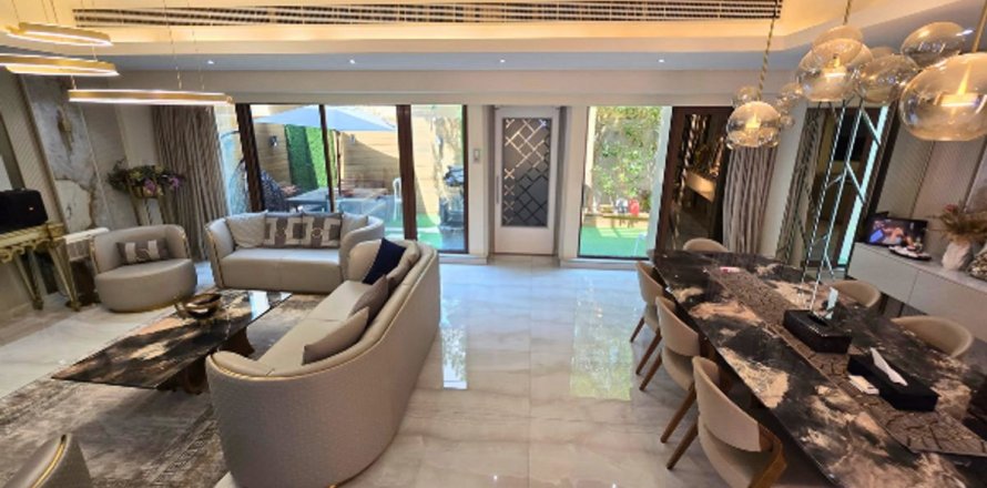 4 غرف نوم تاون هاوس في Meydan, الإمارات العربية المتحدة رقم 105545