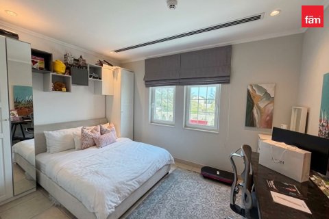 3 bedrooms Villa in Jumeirah Park, UAE No. 185999 8