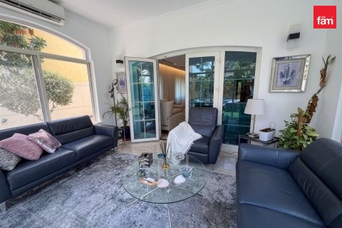 3 bedrooms Villa in Jumeirah Park, UAE No. 185999 27